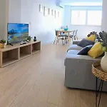 Angelos Malaga Urban Suite Spacious Apartment Perfect For Remote Workers And Vacationers By Namaste Elite
