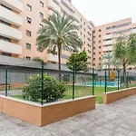 Buena Locacion Estacion Maria Zambrano Cerca De La Playa Y Centrico
