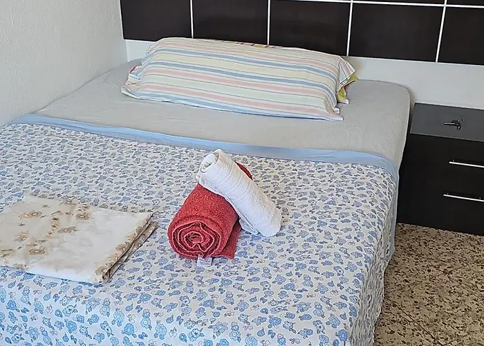 A Preciosa Habitacion Privada Comoda Centro Malaga Cerca A La Playa Wi-Fi