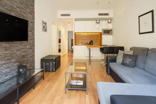 Minimal Apartment *