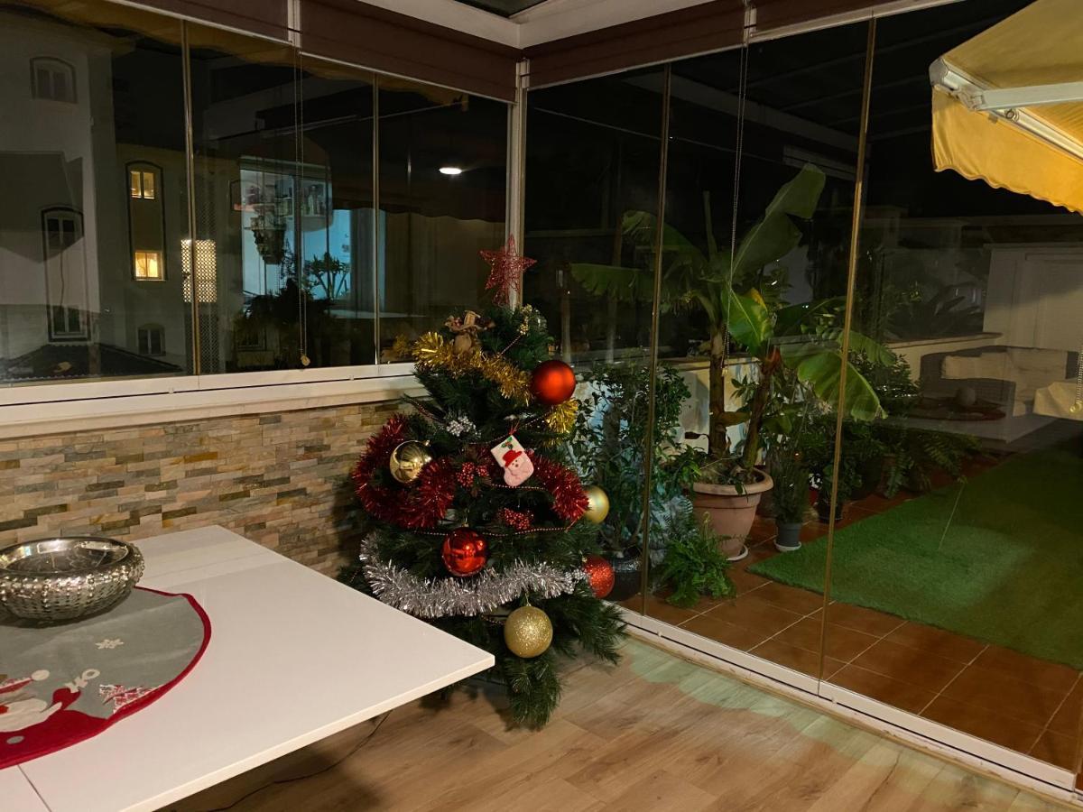 Apartment Lujo Al Lado Del Aeropuerto Parking Free