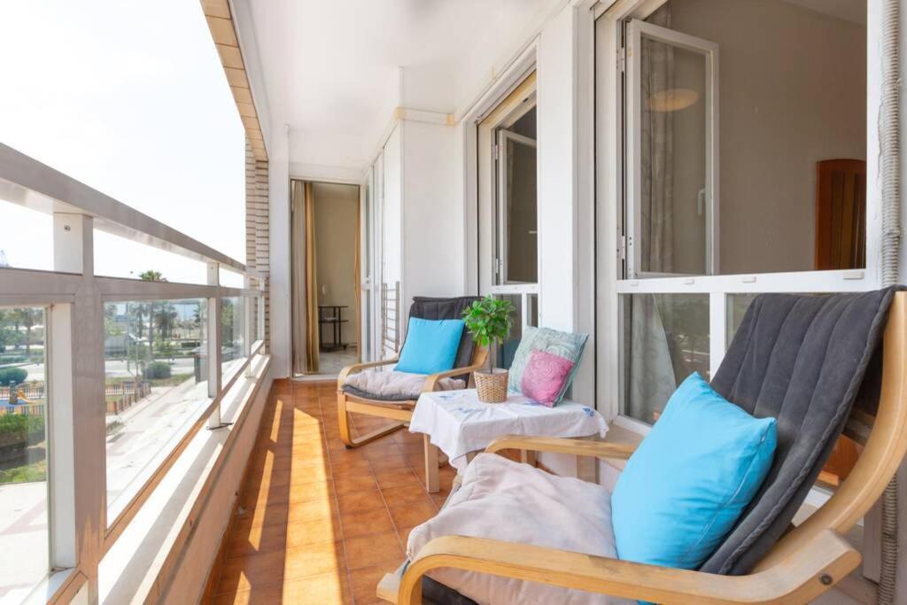 Playa Huelin Apartamento * Málaga
