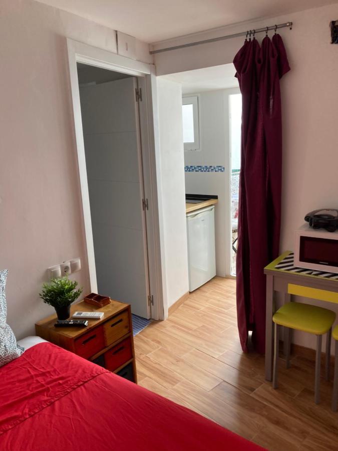 Malagueña Salerosa - Casa Mata De 1 A 4 Con Terraza O Patio Propio Apartamento Málaga