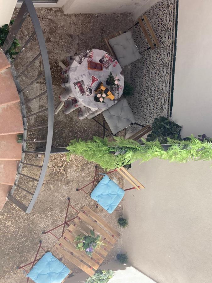 Malagueña Salerosa - Casa Mata De 1 A 4 Con Terraza O Patio Propio *