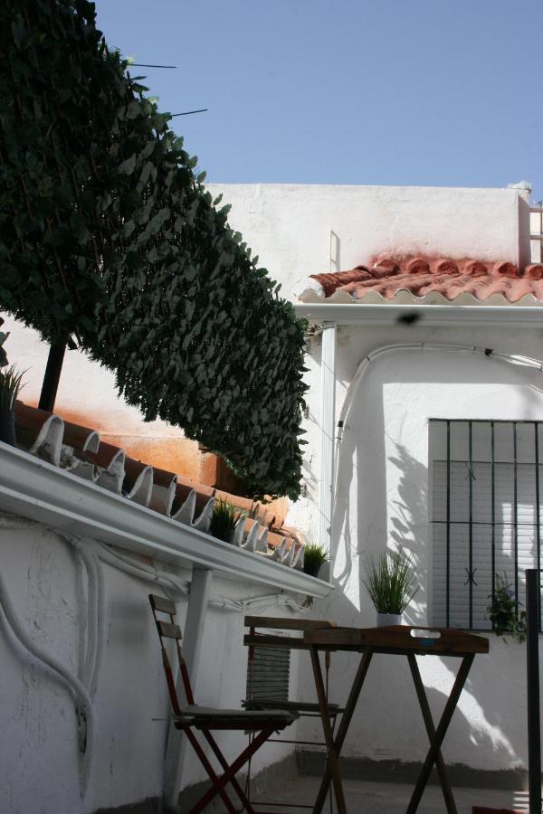 Malagueña Salerosa - Casa Mata De 1 A 4 Con Terraza O Patio Propio *