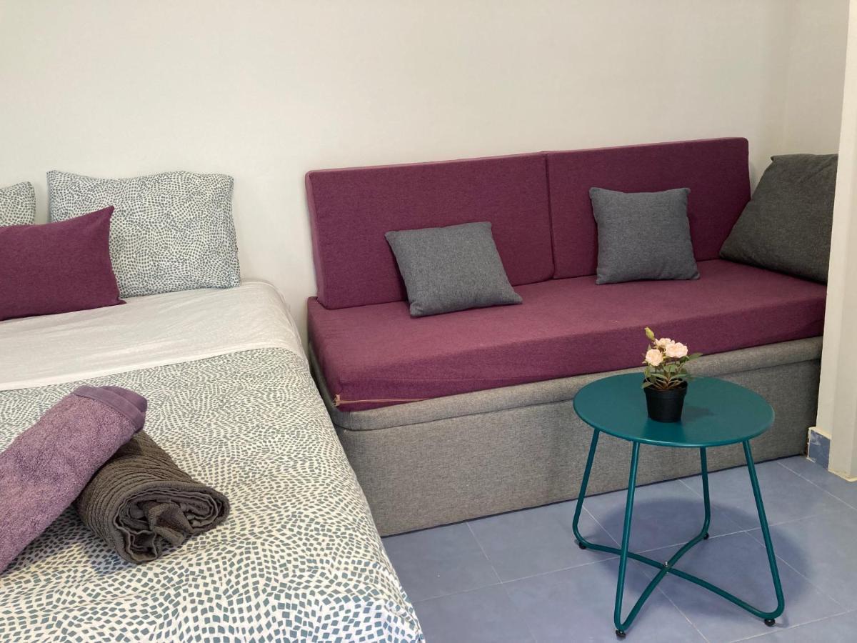 Malagueña Salerosa - Casa Mata De 1 A 4 Con Terraza O Patio Propio * Málaga