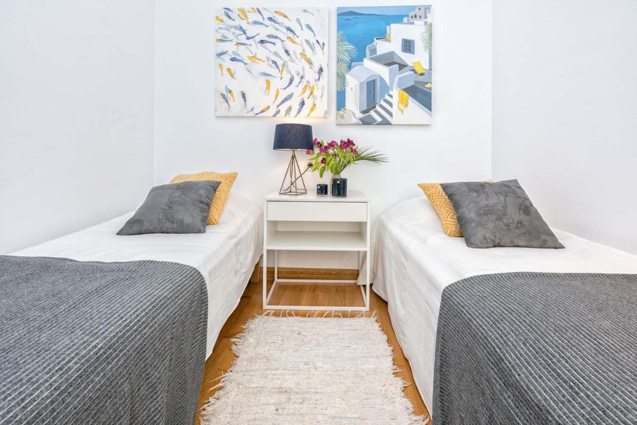 Christina Penthouse In By Solaga Homes Apartment