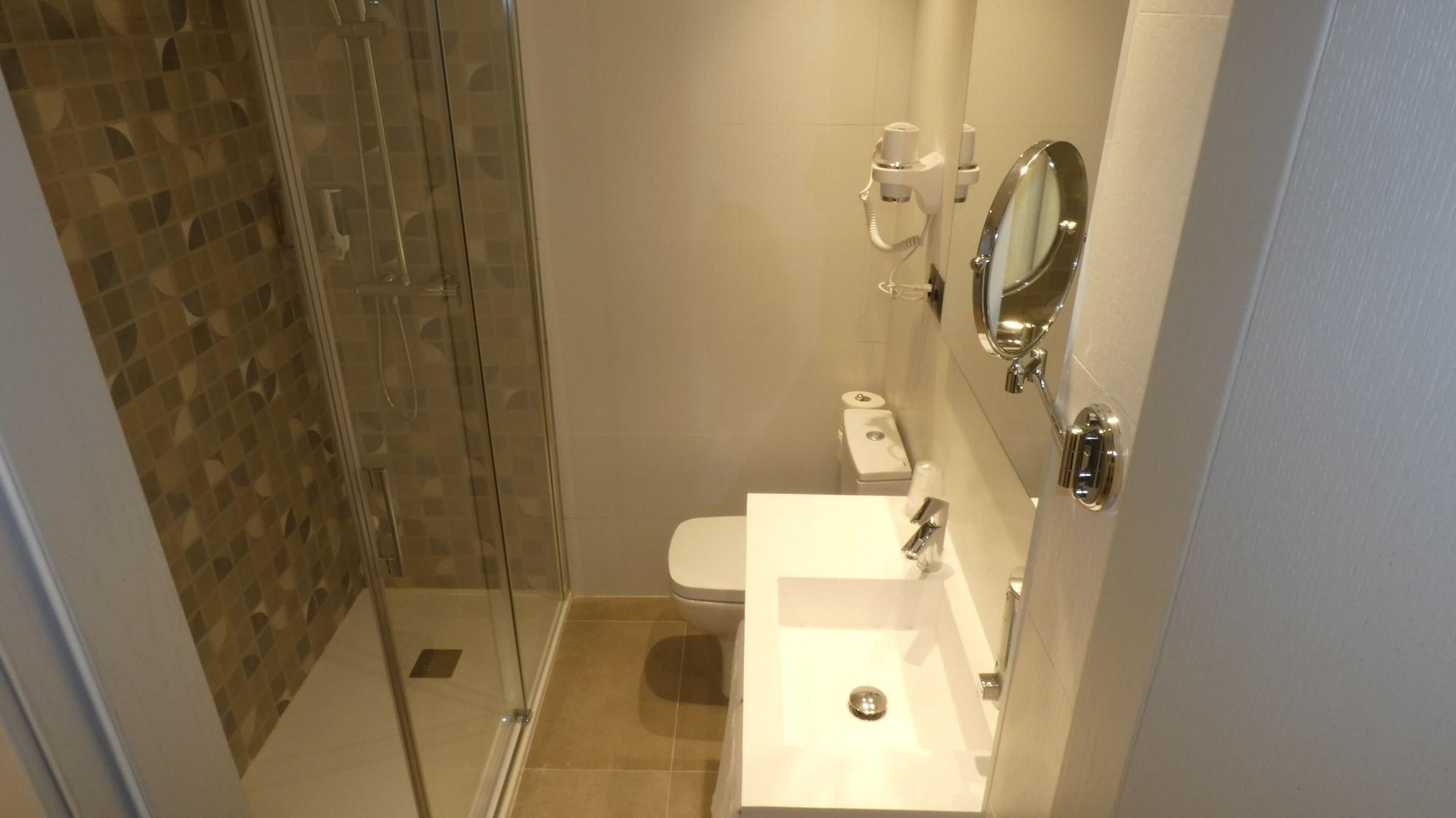 Hotel Zeus 2*