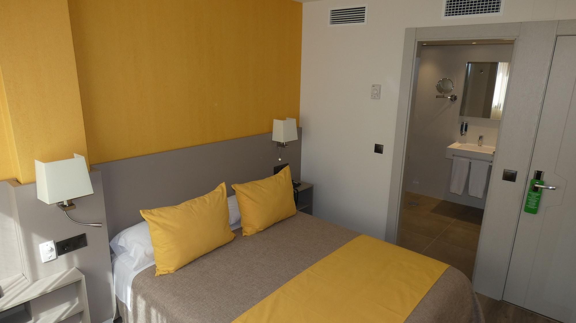 Hotel Zeus 2*