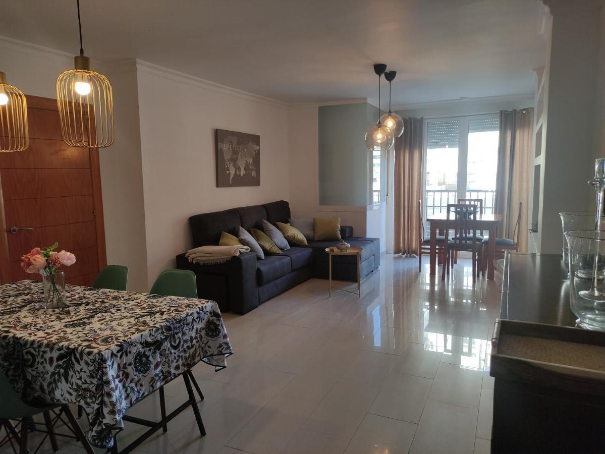 Confortable Piso Junto A Centro Ciudad, Playa Y Estacion Tren. Apartment