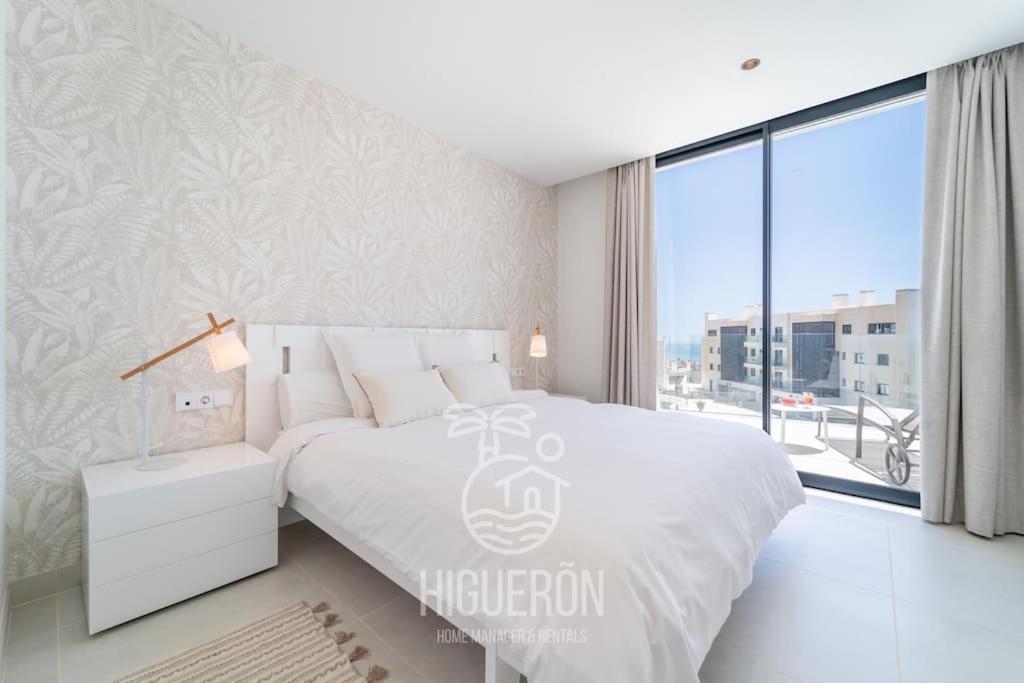 Higueronrentals The Bay Appartement *