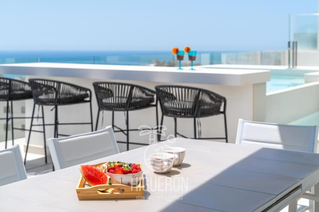 Higueronrentals The Bay Appartement *
