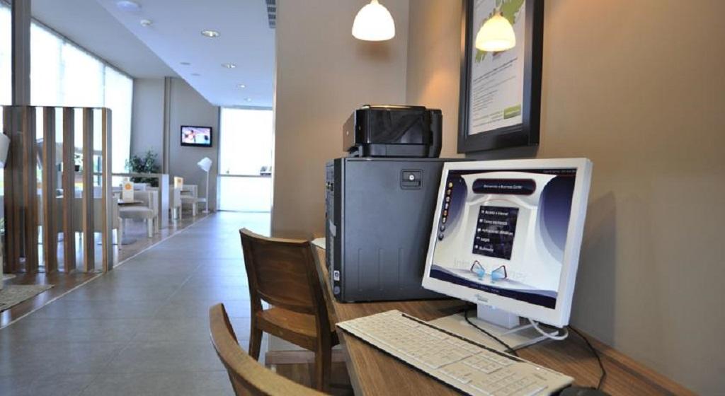 Hotel Travelodge Airport