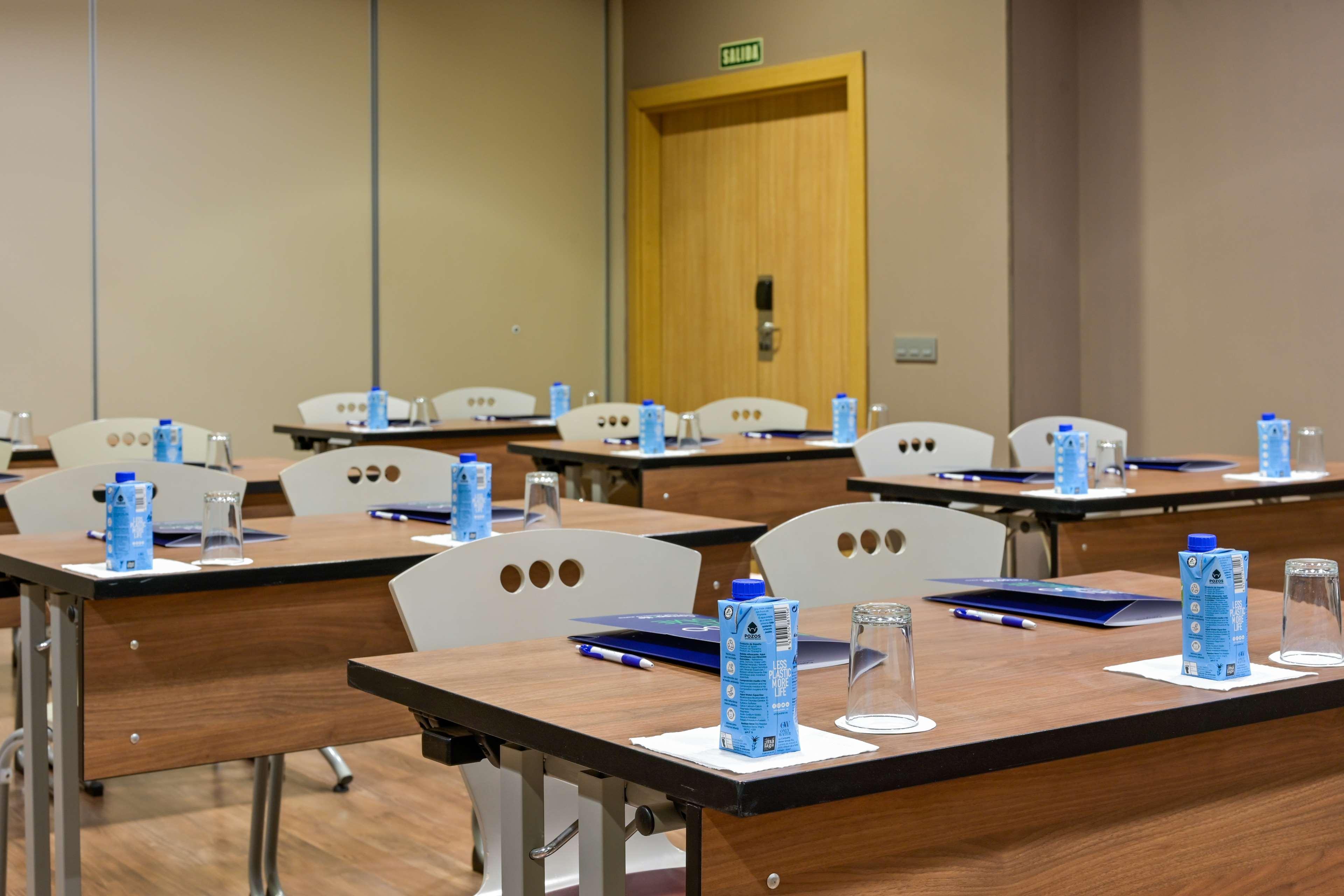 Hotel Travelodge Airport Malaga