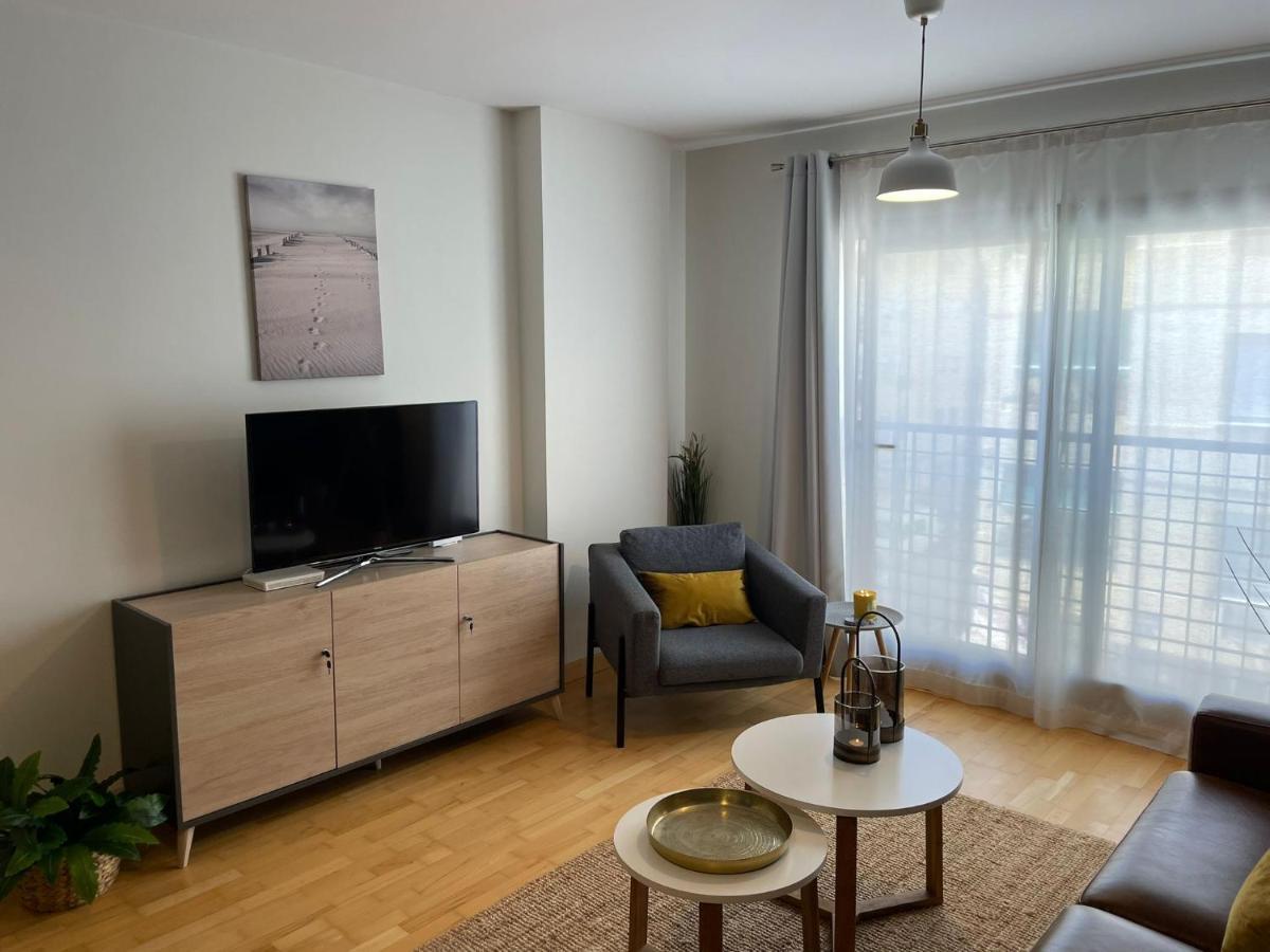 Apartment A Space That Feels Like With Private Parking Malaga