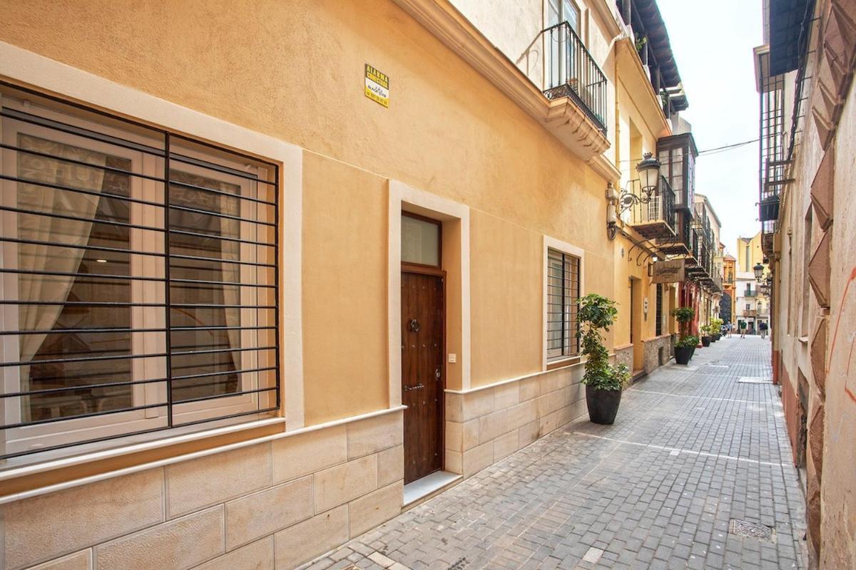-malagasunapts- Citycenter Spacious Apartment
