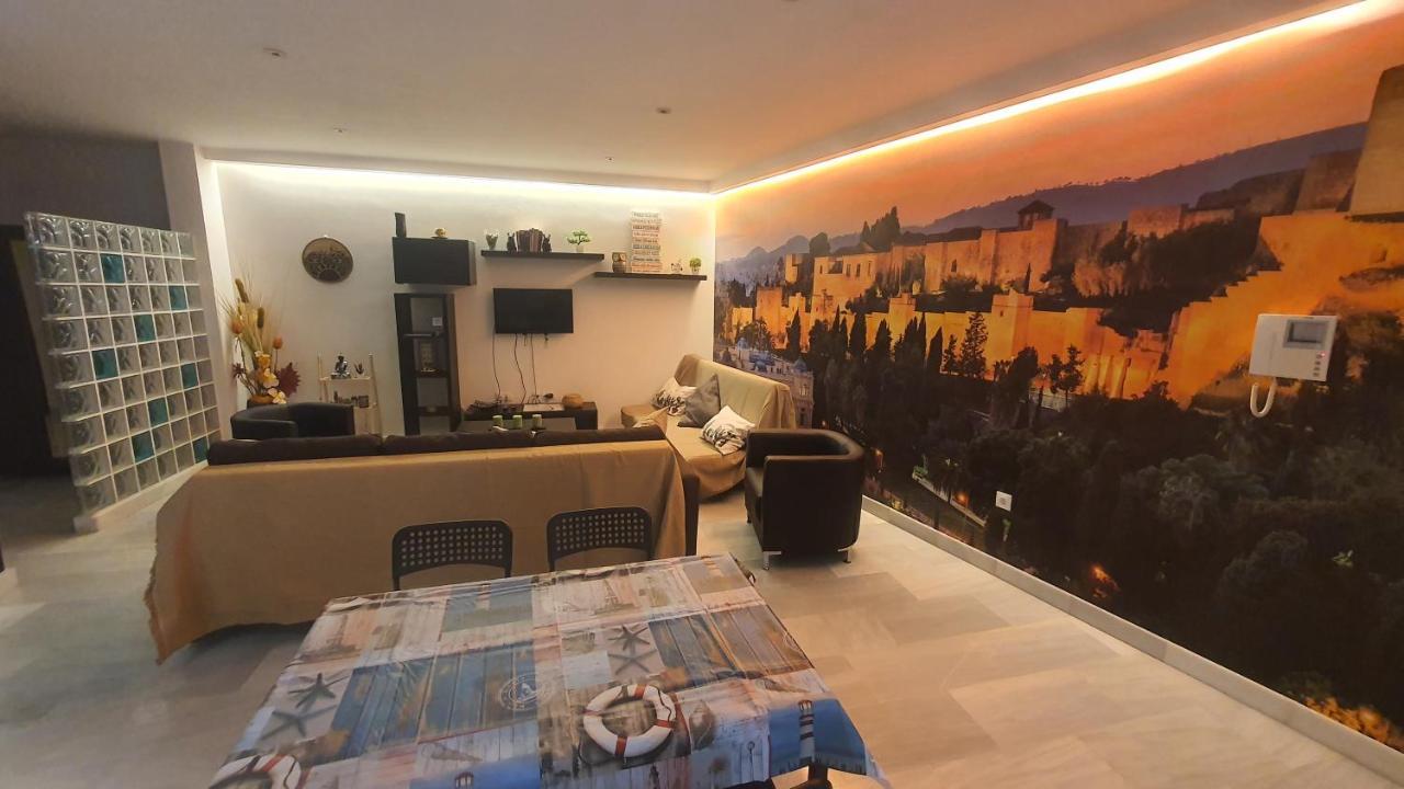 Lyrioshomes Treboles * Malaga