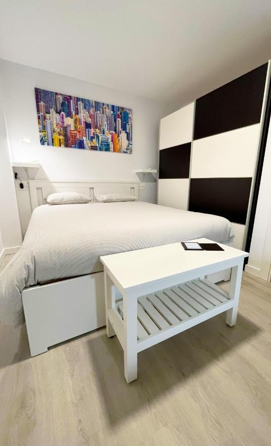 Apartment Encantador En Ayala By Sharingco Malaga