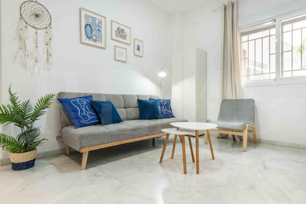 Comfortable At Capuchinos By Rems Appartement Málaga