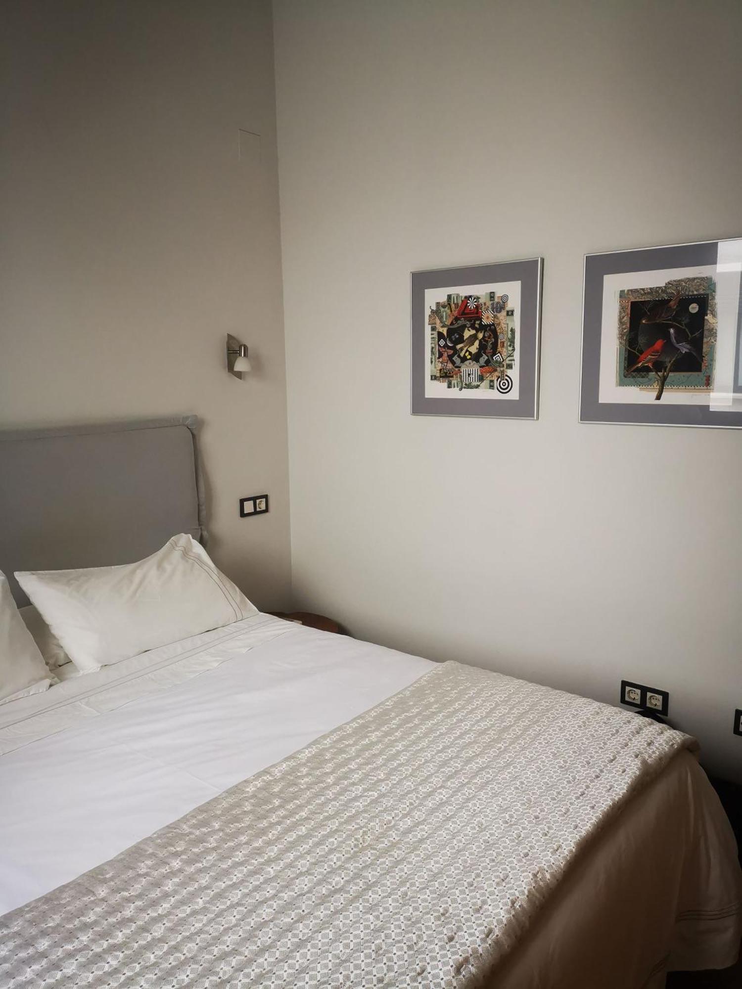 Cervantes Apartment *