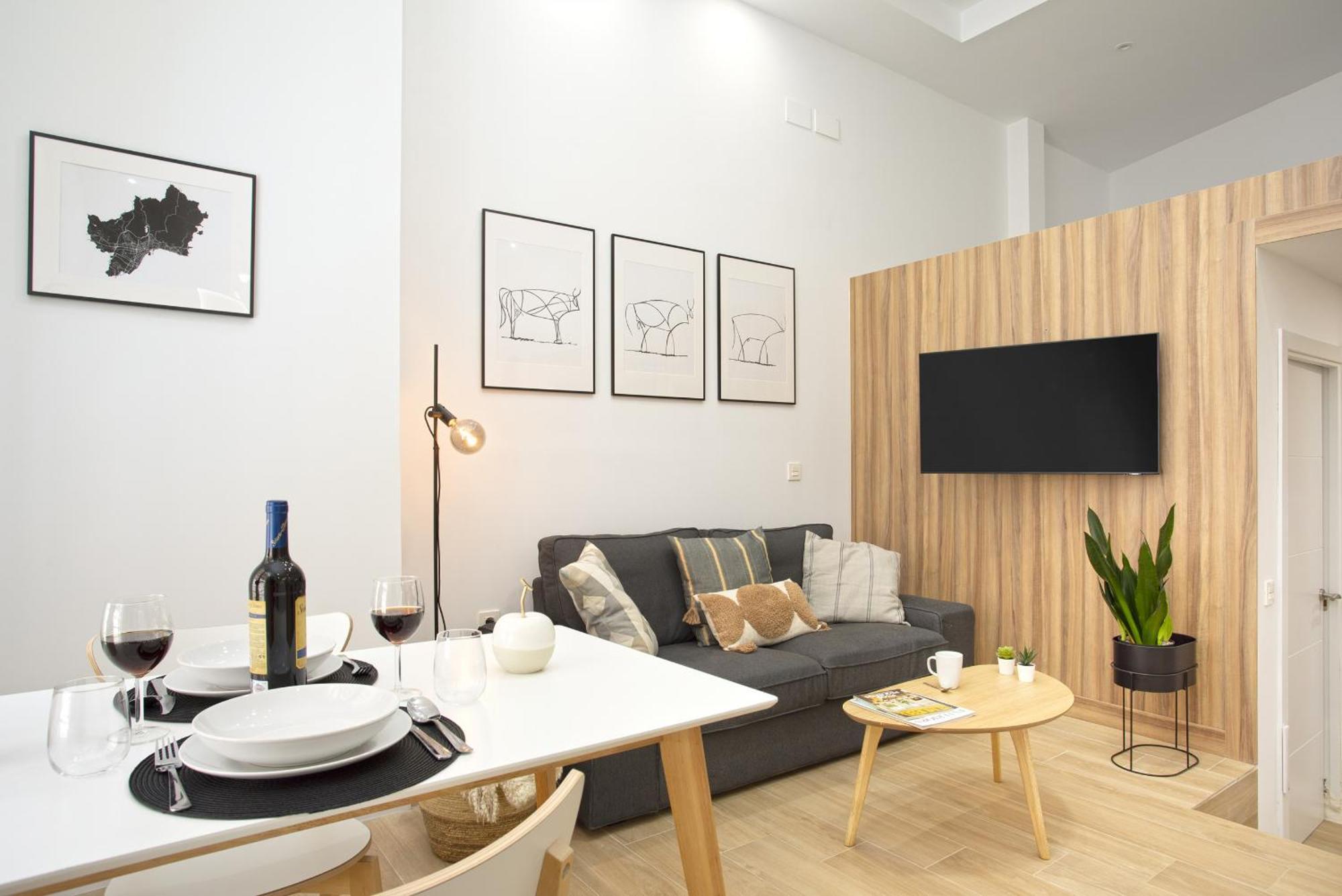 -malagasunapts- Citycenter Spacious