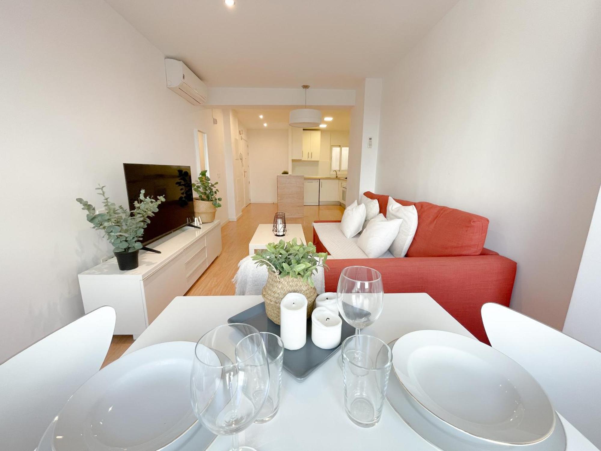 Apartamento Moderno Plz De La Merced Málaga