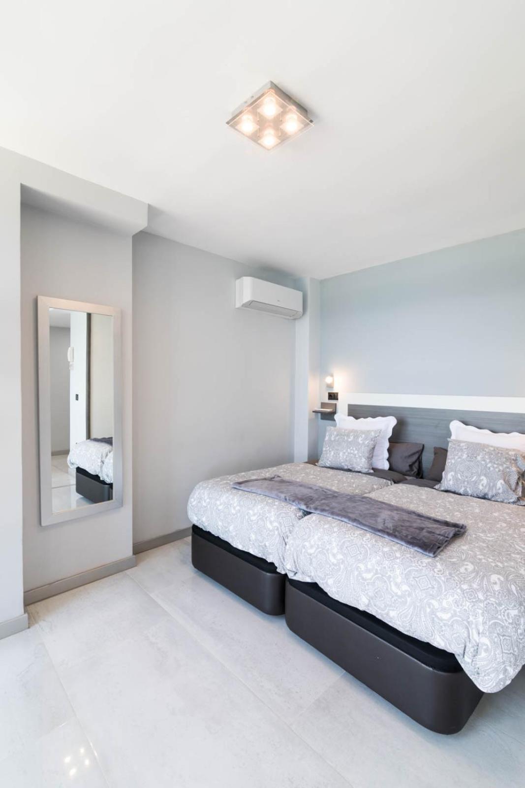 Deluxe Supreme Malaga