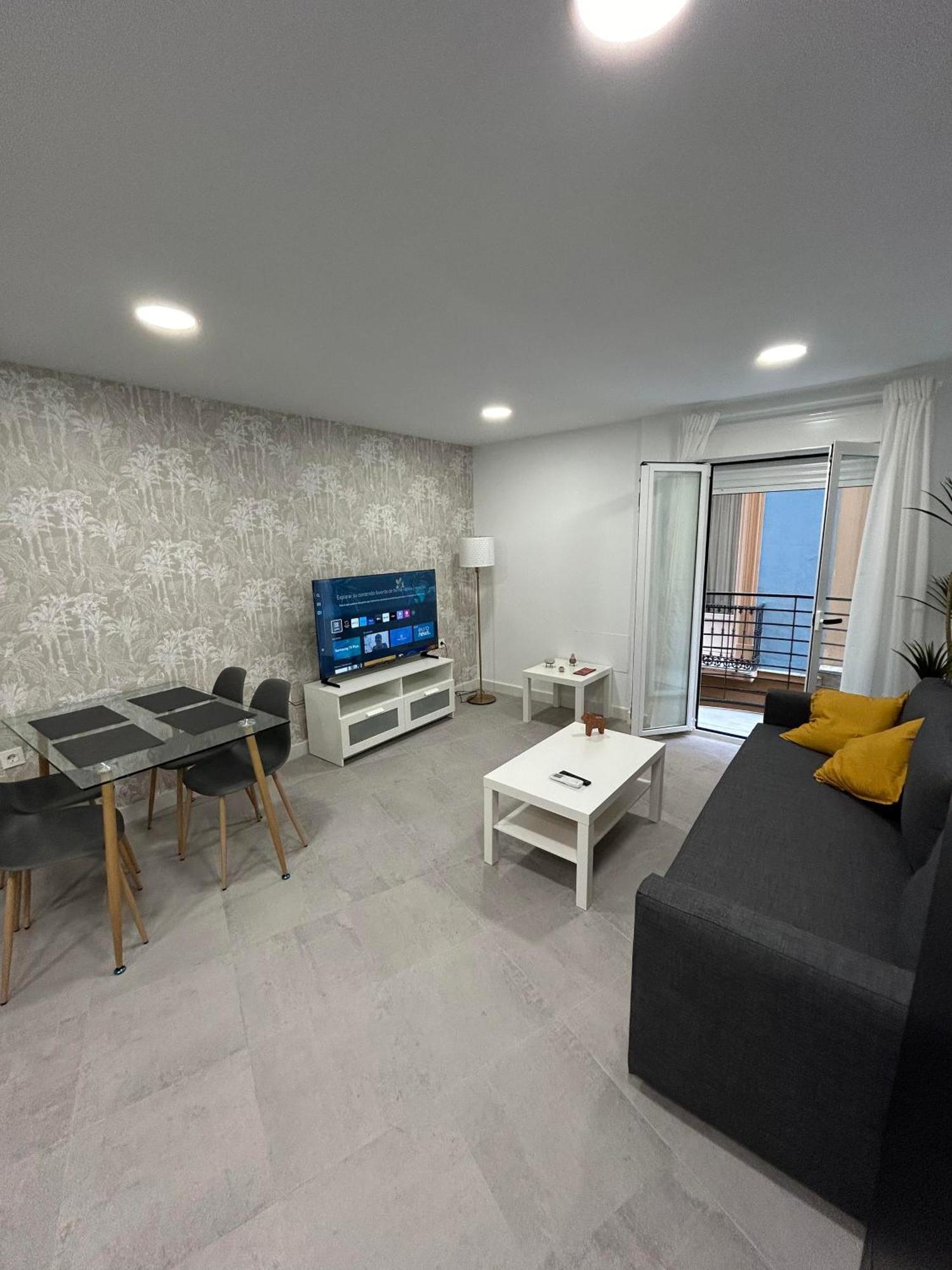Amazing Center Apartment *