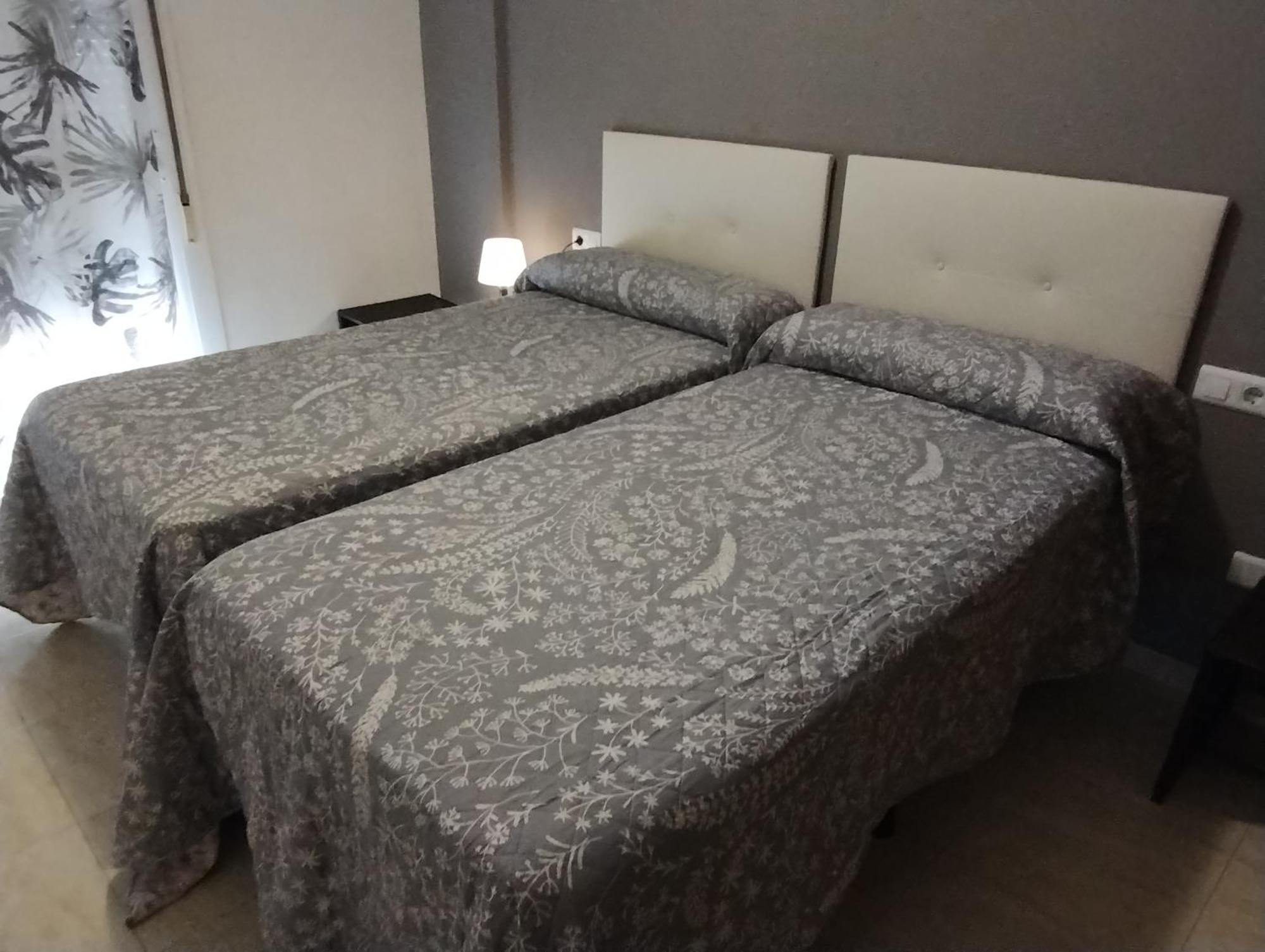 Yellow Duplex Free Parking&terrace
