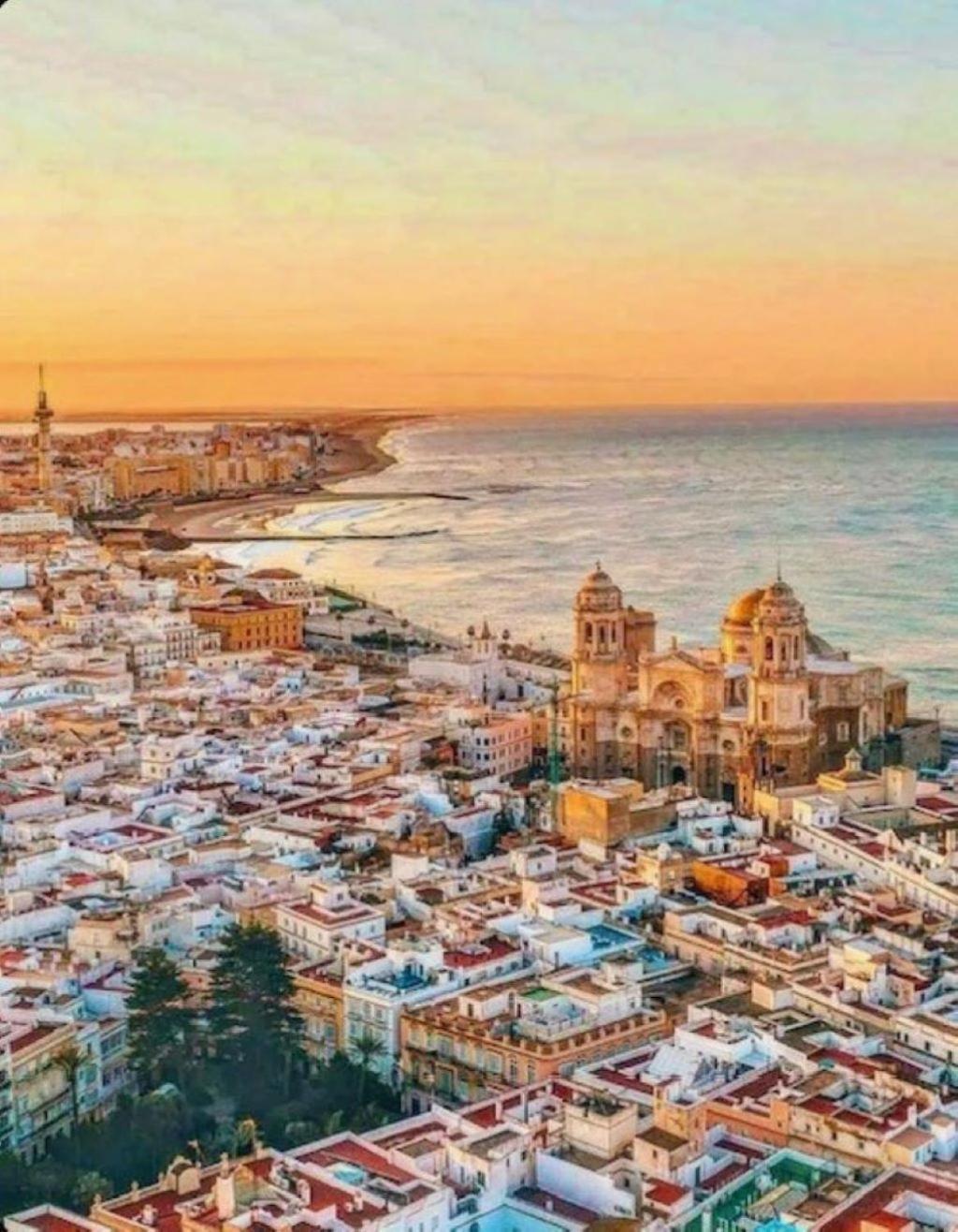 Appartement Casa Naty, Espacioso Renovado En El Centro De *