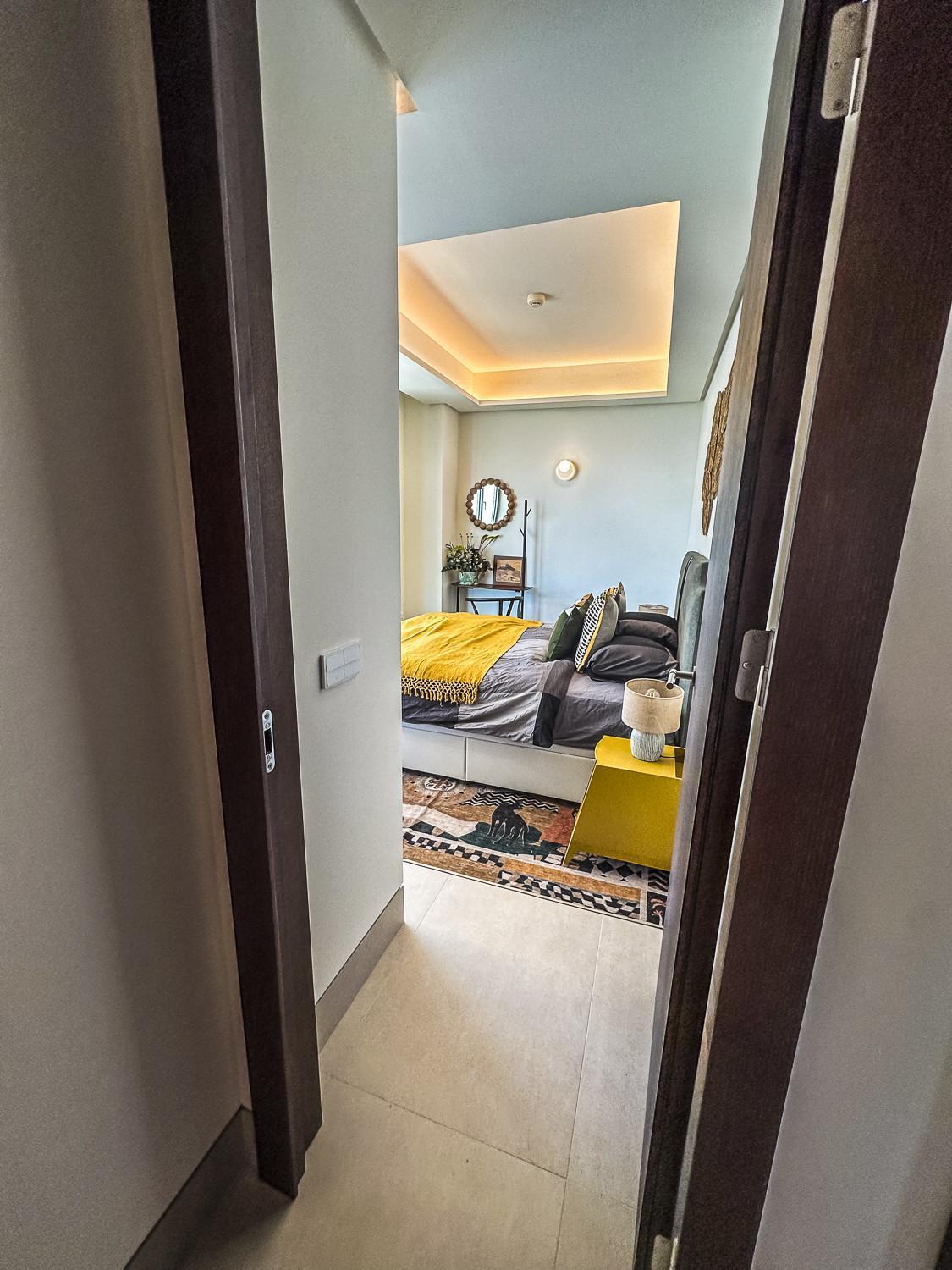-malagasunapts-tower Living Sea Views Pool Gym Park Apartment *