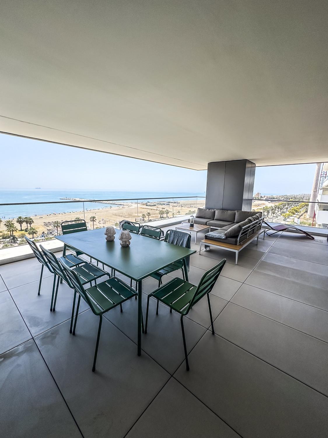 -malagasunapts-tower Living Sea Views Pool Gym Park *