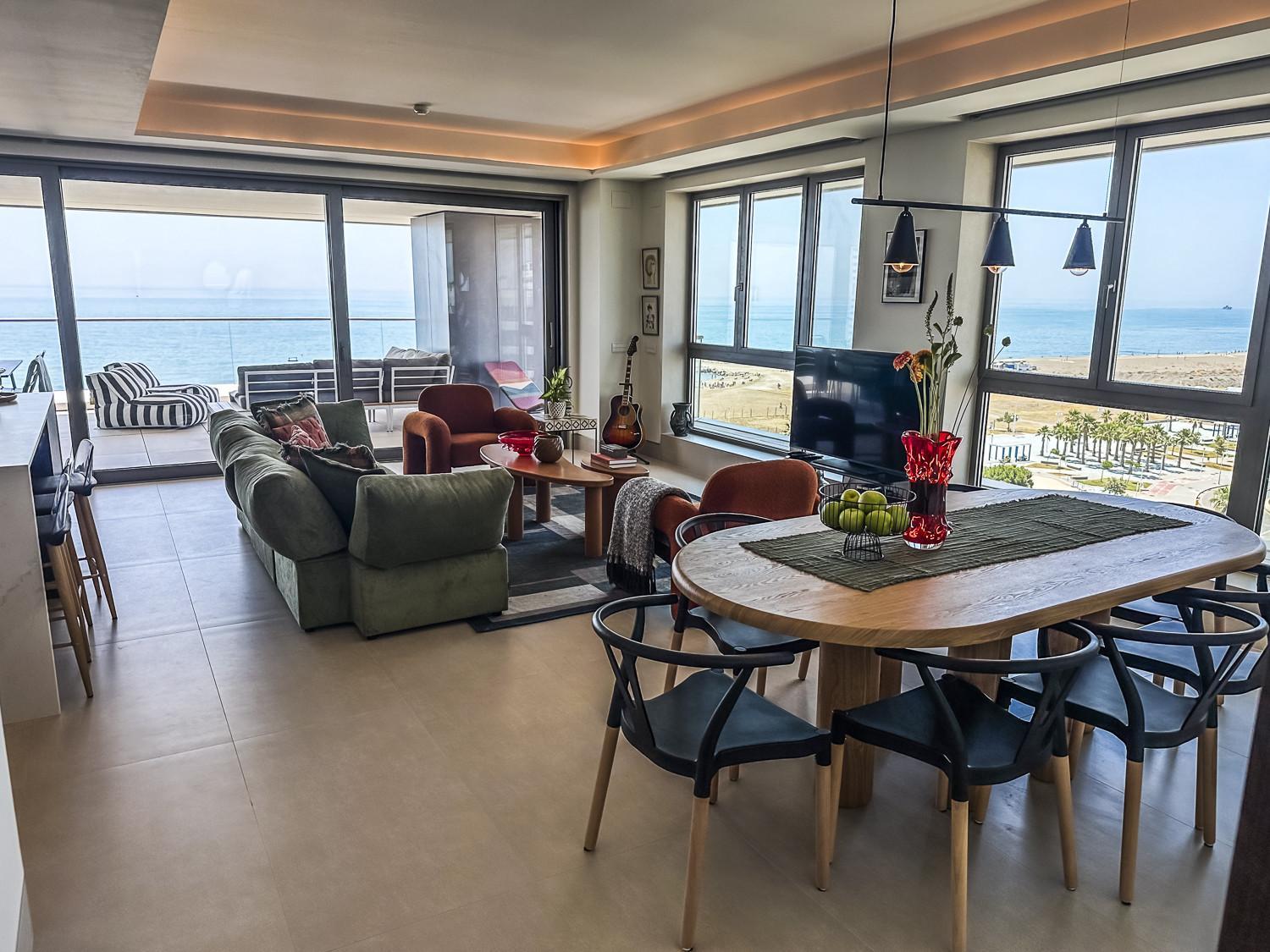 -malagasunapts-tower Living Sea Views Pool Gym Park Apartment Malaga