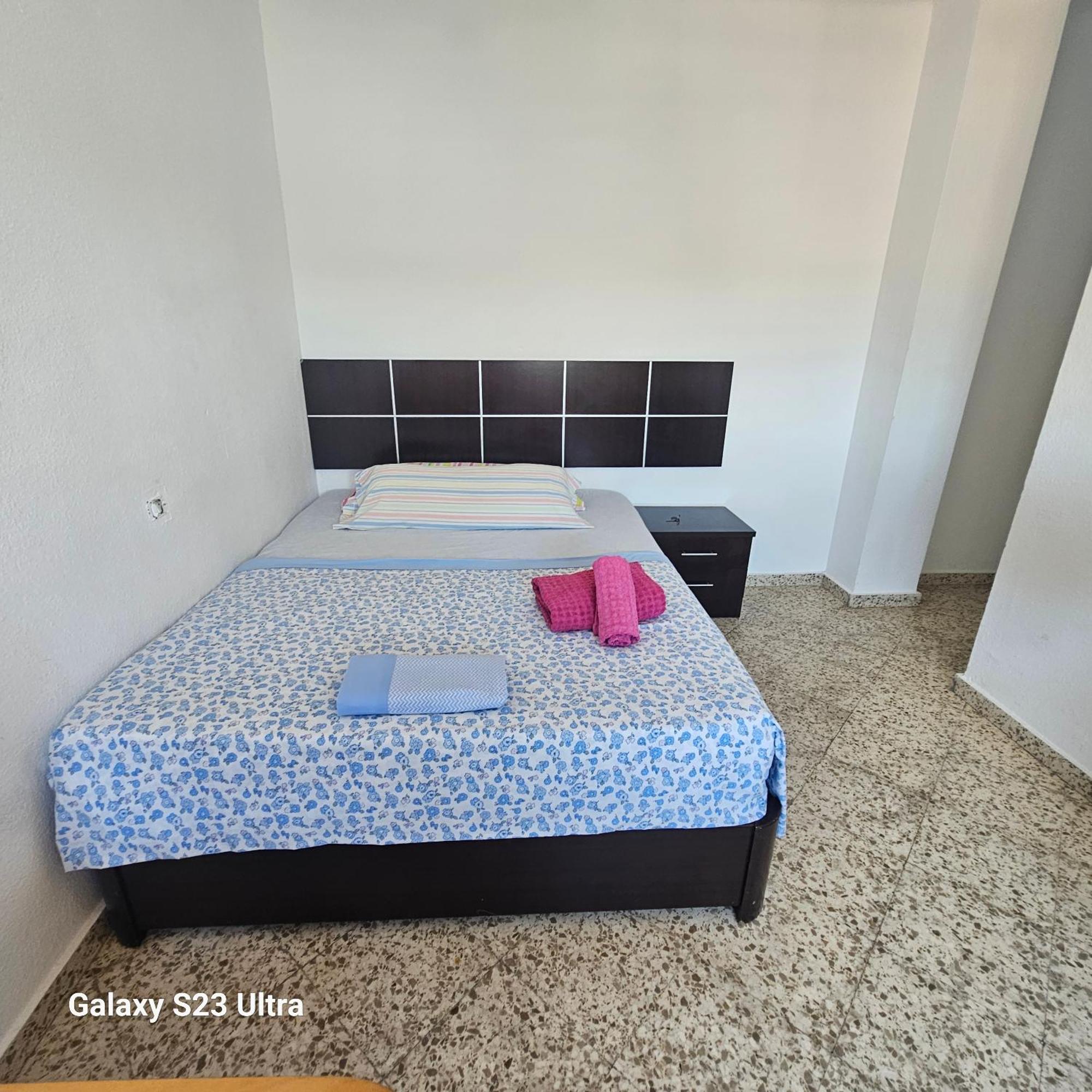 Homestay A Preciosa Habitacion Privada Comoda Centro Cerca A La Playa Wi-fi
