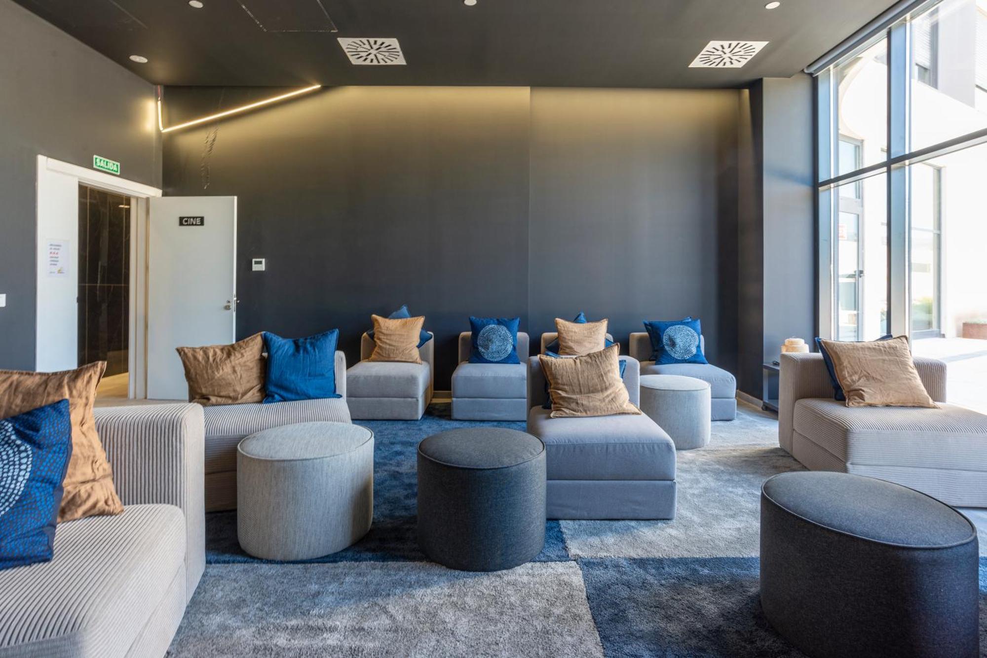 Apartment Skyline Iv Pool & Coworking By Ele Malaga