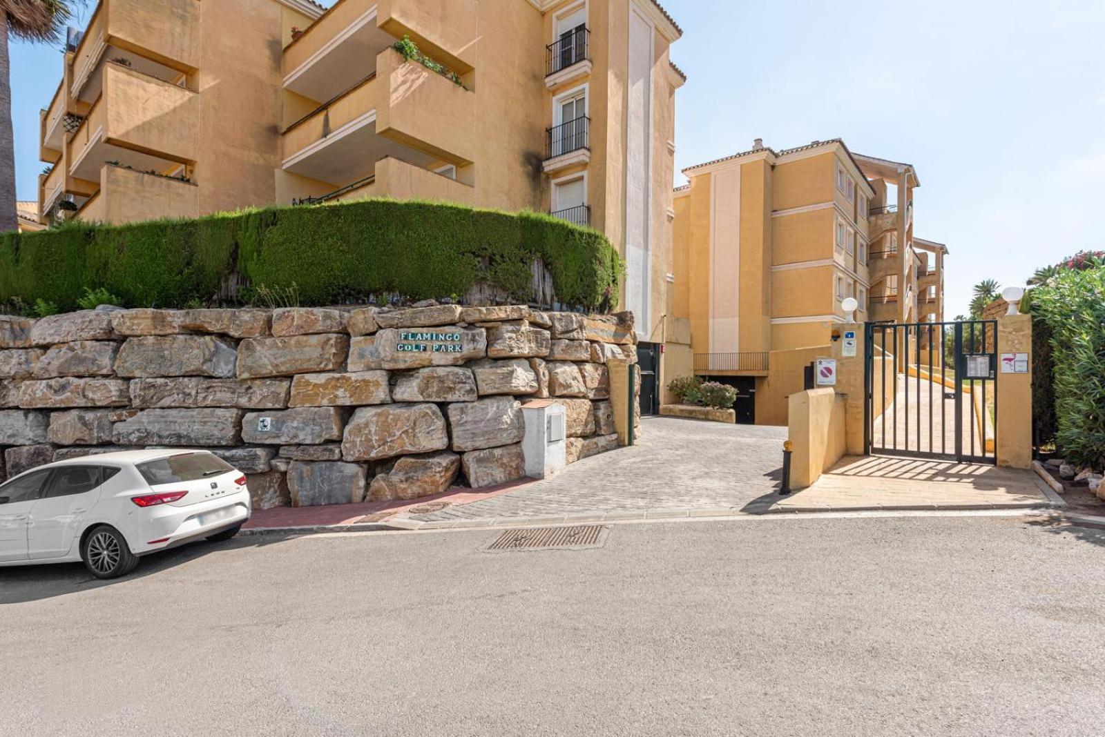 Riviera Sea Views *
