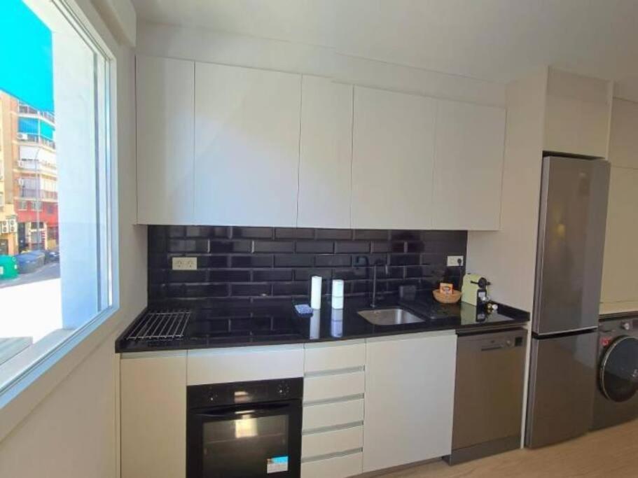 Angelos Urban Spacious Perfect For Remote Workers And Vacationers By Namaste Elite Apartment