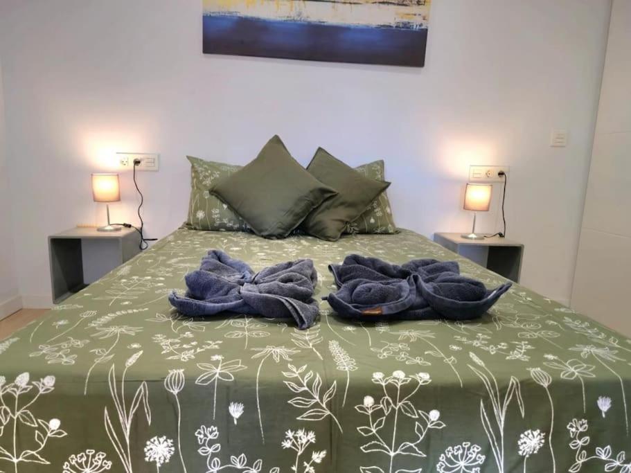 Angelos Urban Spacious Perfect For Remote Workers And Vacationers By Namaste Elite * Malaga