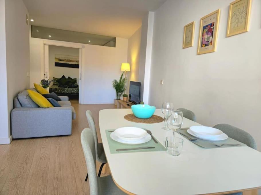 Apartment Angelos Urban Spacious Perfect For Remote Workers And Vacationers By Namaste Elite Malaga