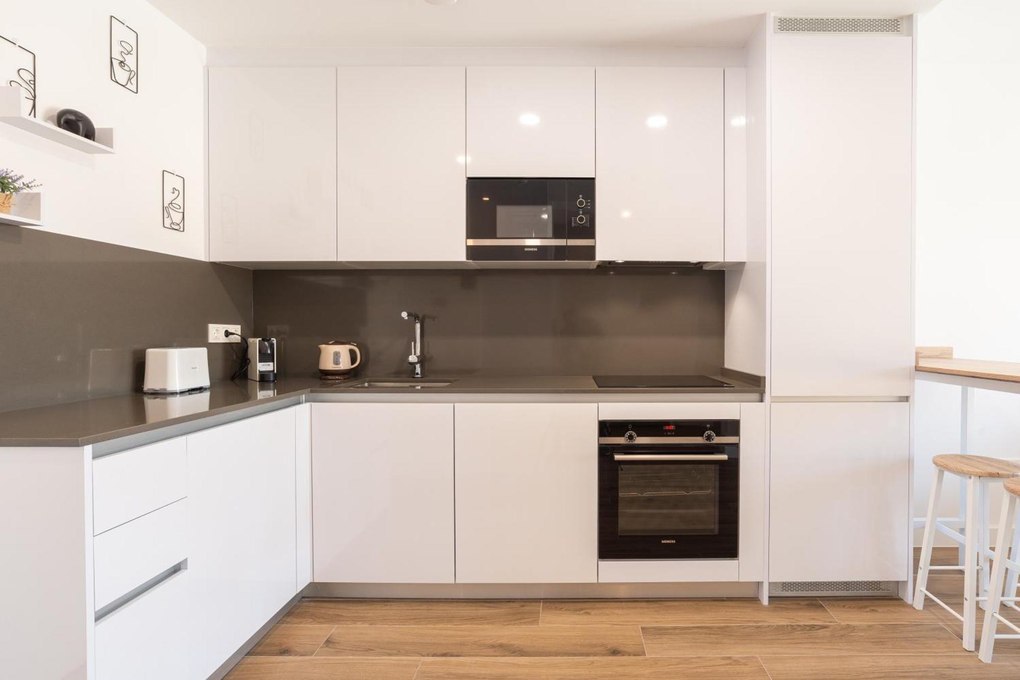 Skyline Iv Pool & Coworking By Ele Apartment Malaga