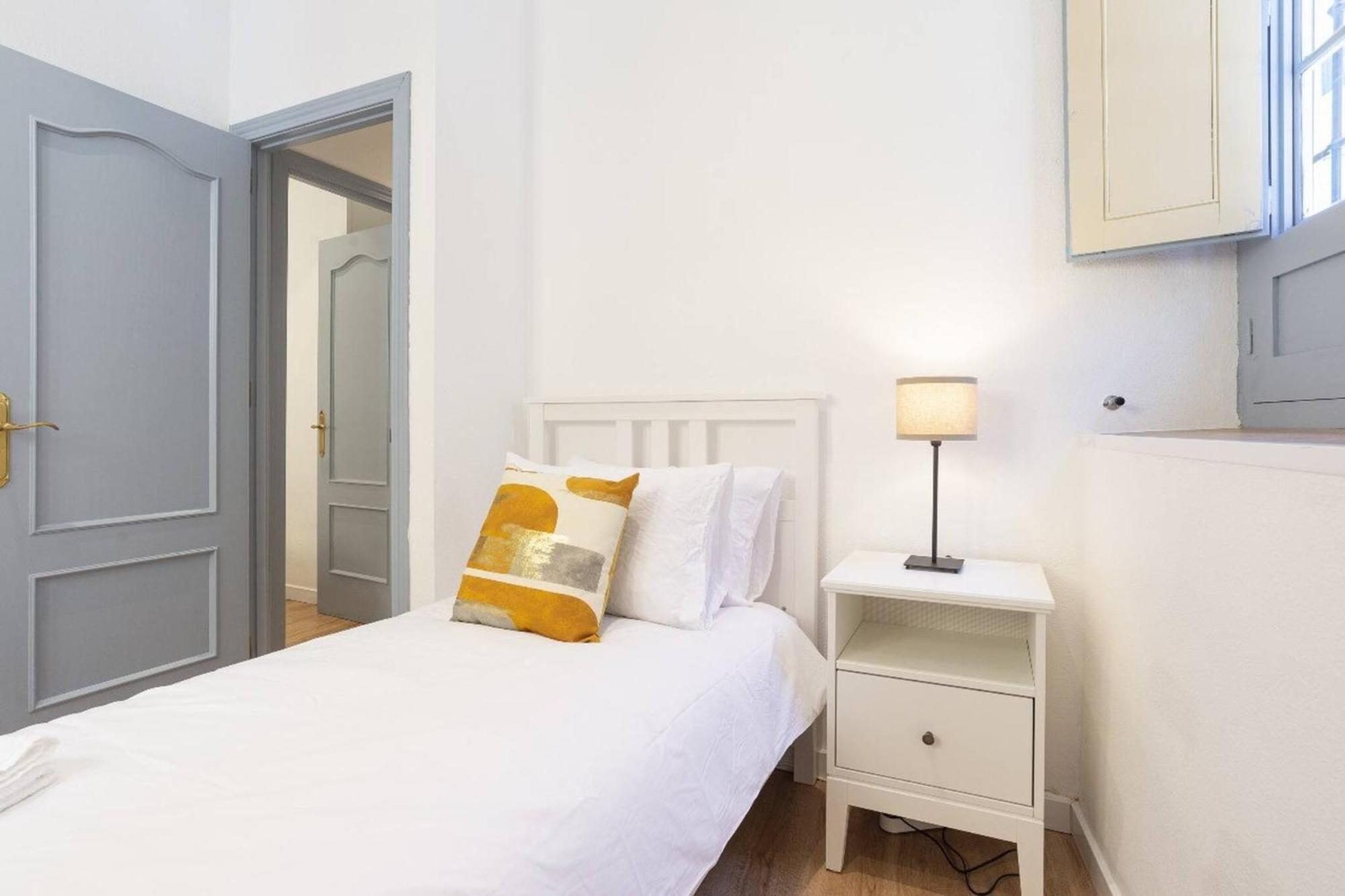 2 Bedroom