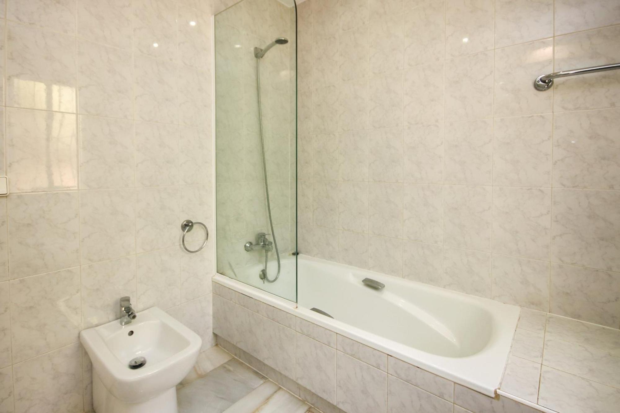 Three Bedroom La Mairena Elviria