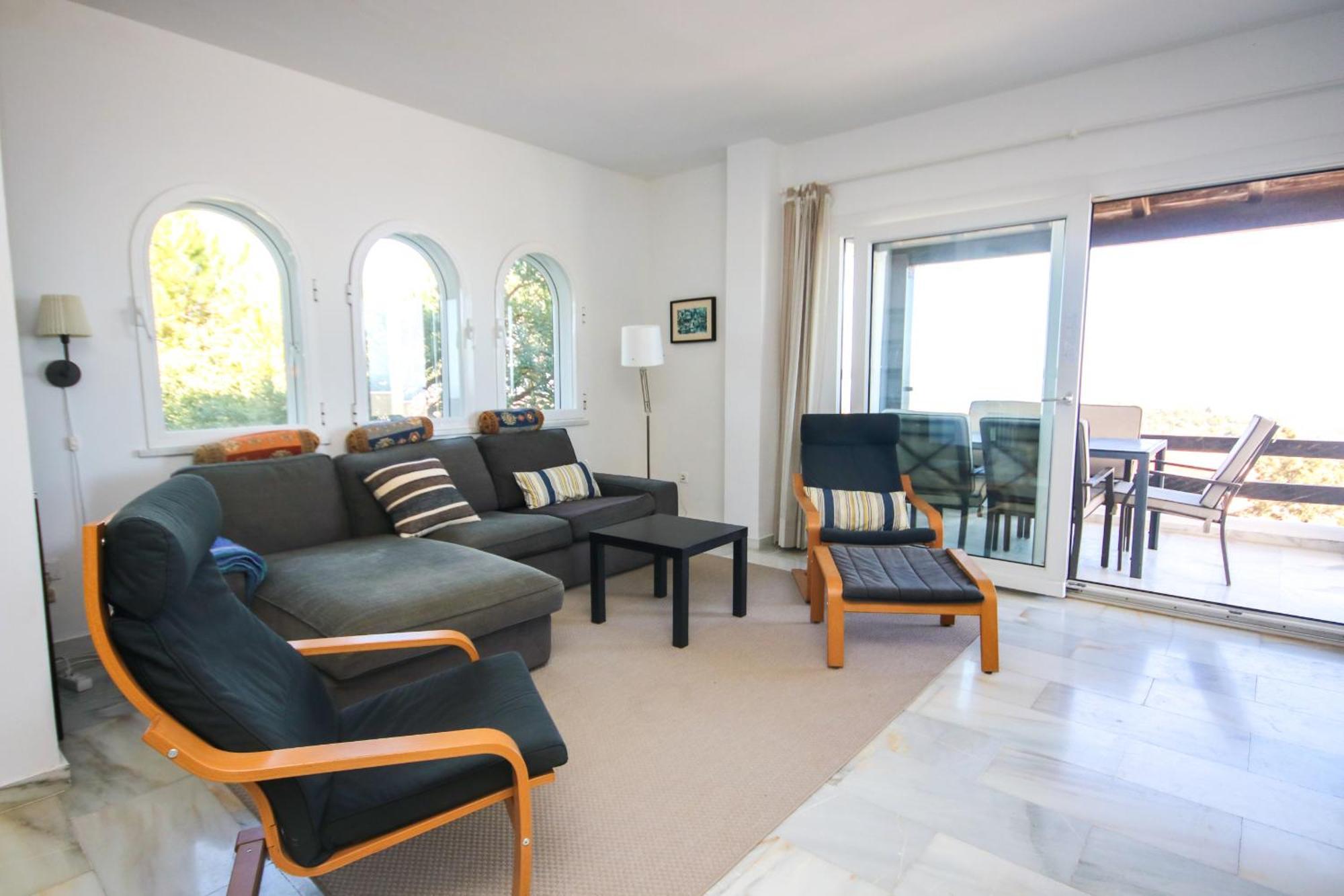 Three Bedroom La Mairena Elviria * Ojén