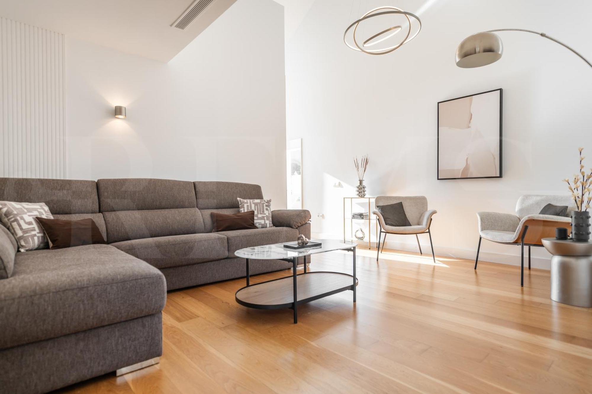 Penthouse With Terrace And Cathedral Views By Rems