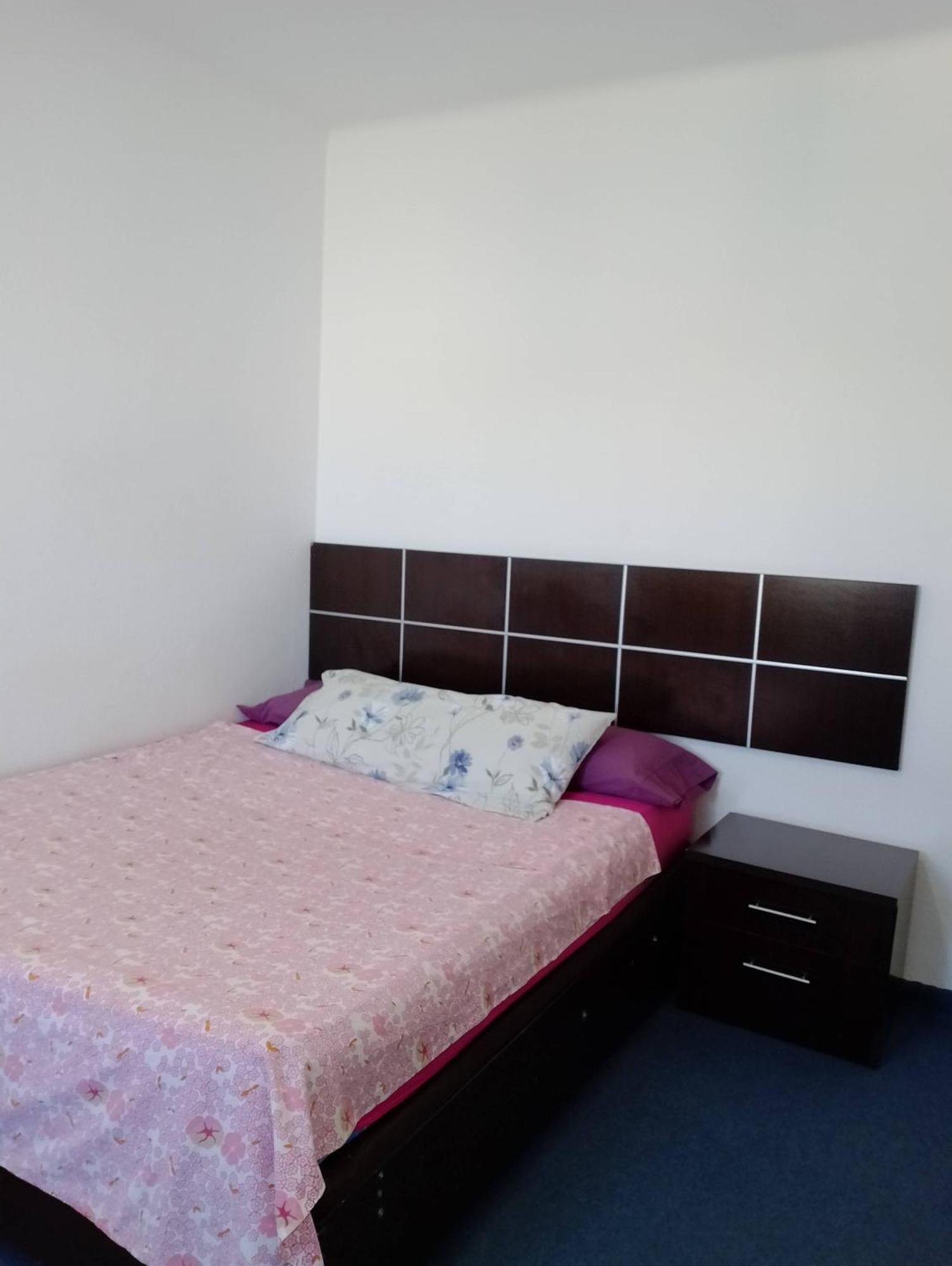 Privada Centro Cerca De La Estacion De Tren Maria Zambrano Y Del Centro Historico Y De La Playa Homestay *