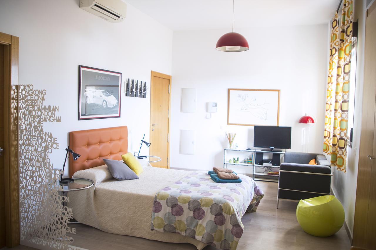 Dreams City Center Apartment