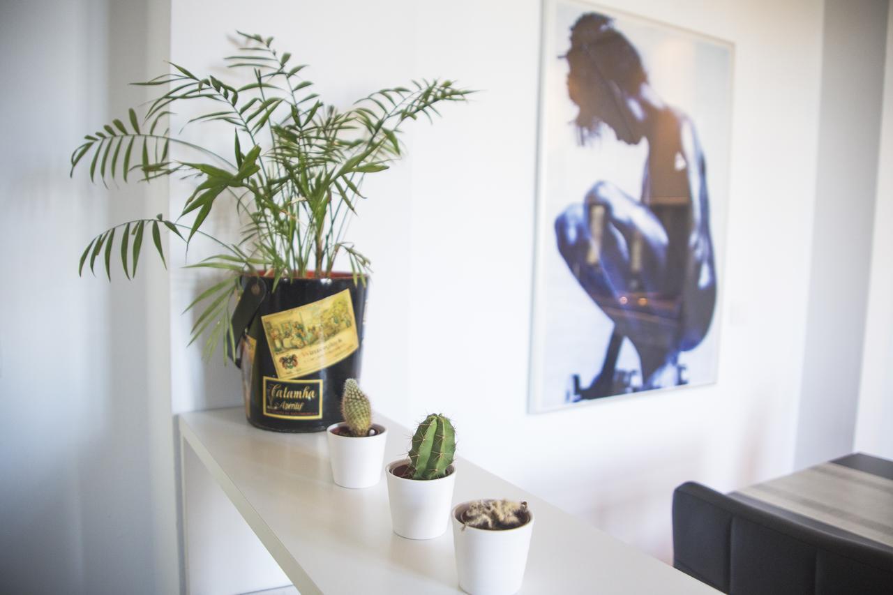Dreams City Center Apartment
