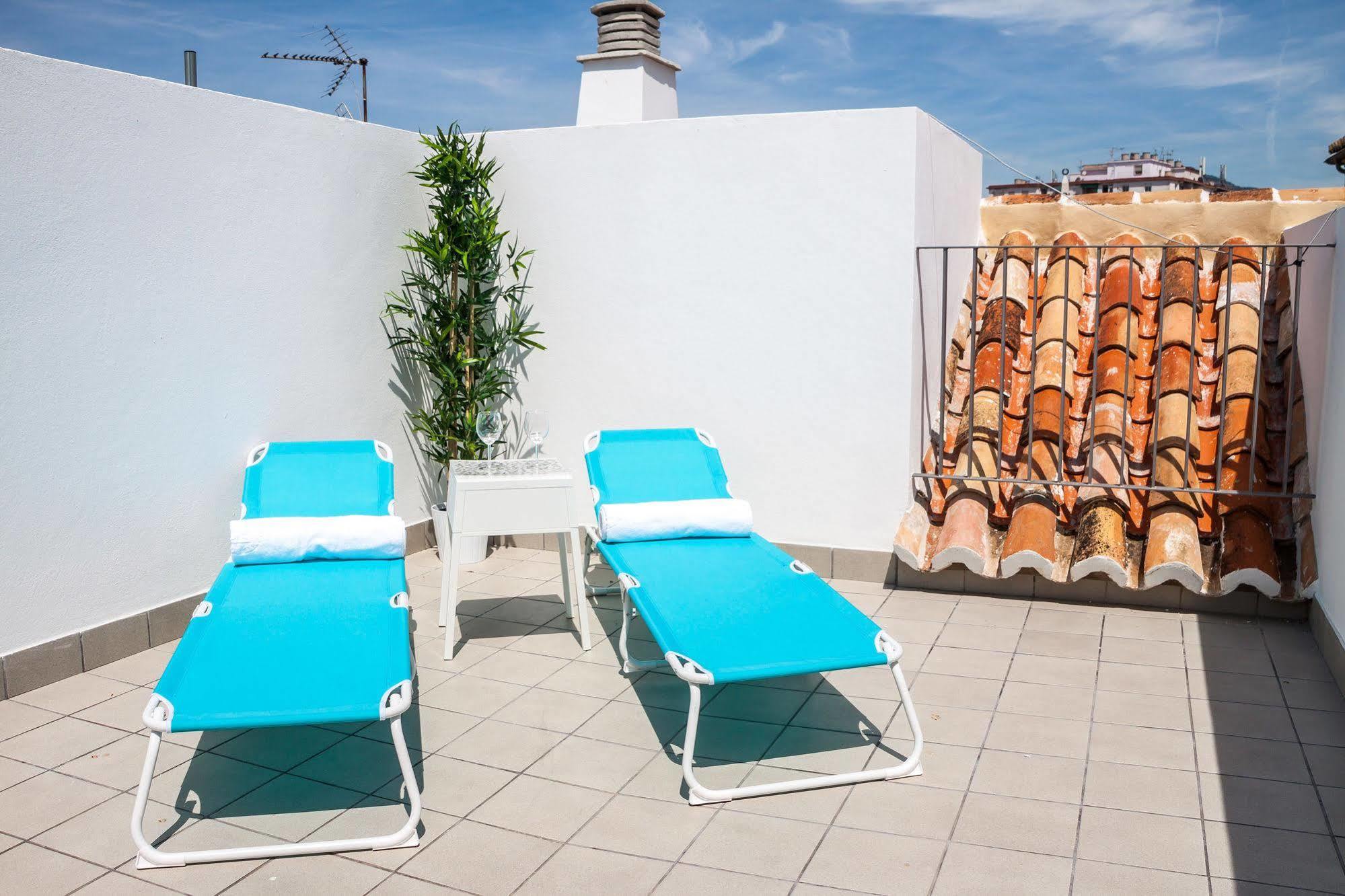 Feelathome Merced Apartment
