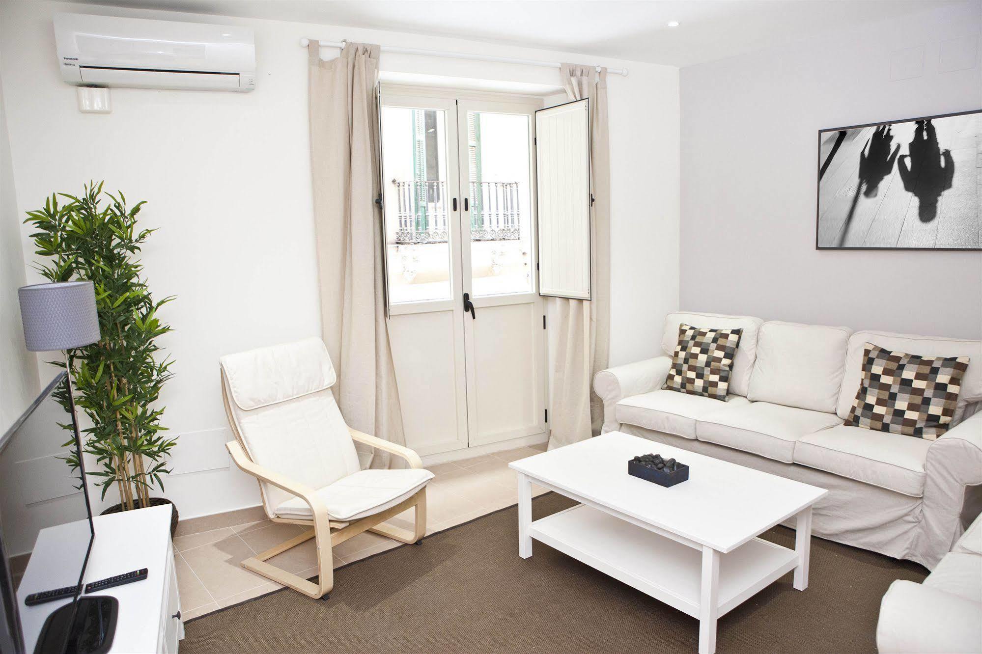 Unisierra Apartment