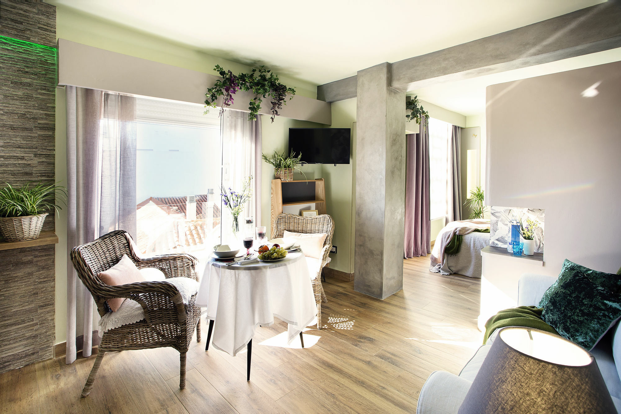 Iloftmalaga Bluebird Suite